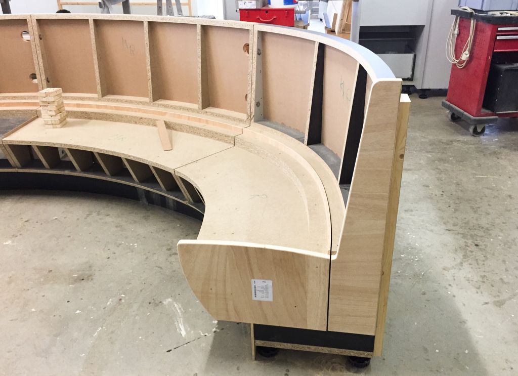 Bänke – Raumausstattung Silko Schüler Köln | Raumausstatter in Nippes